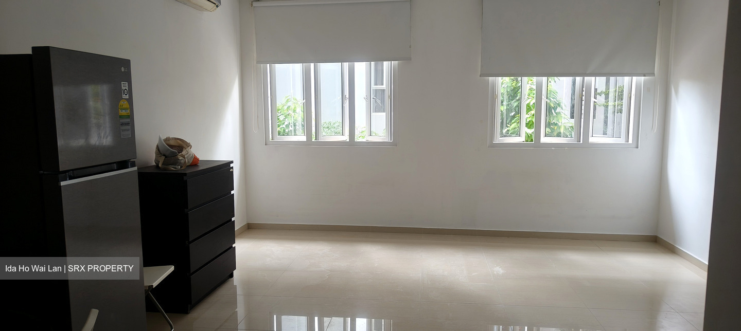 Soho Life (D15), Office #519147381